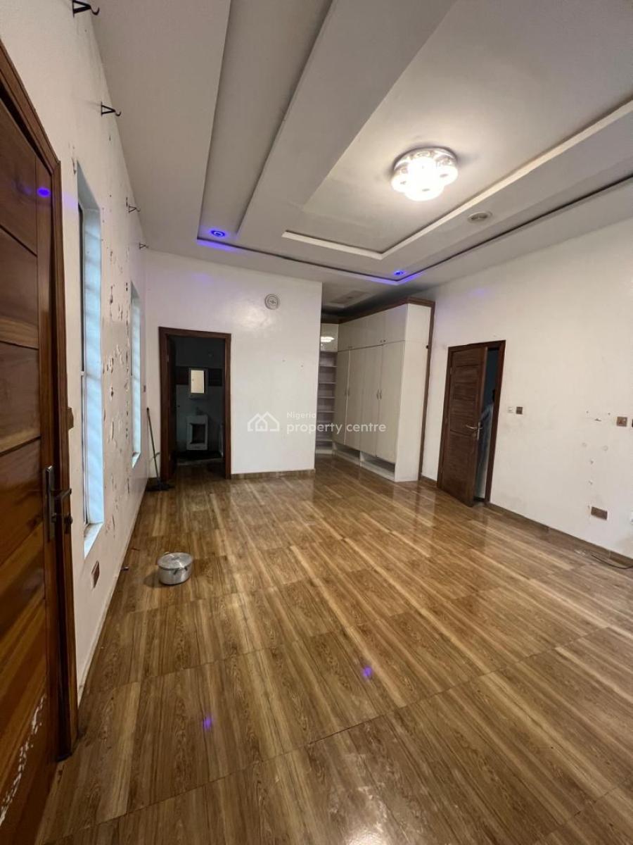 Spacious Masters Bedroom Apartment Upstairs with  Stable Power Supply, Chevy View Estate Off Chevron Drive, Lekki, Lagos, Self Contain (single Rooms) for Rent