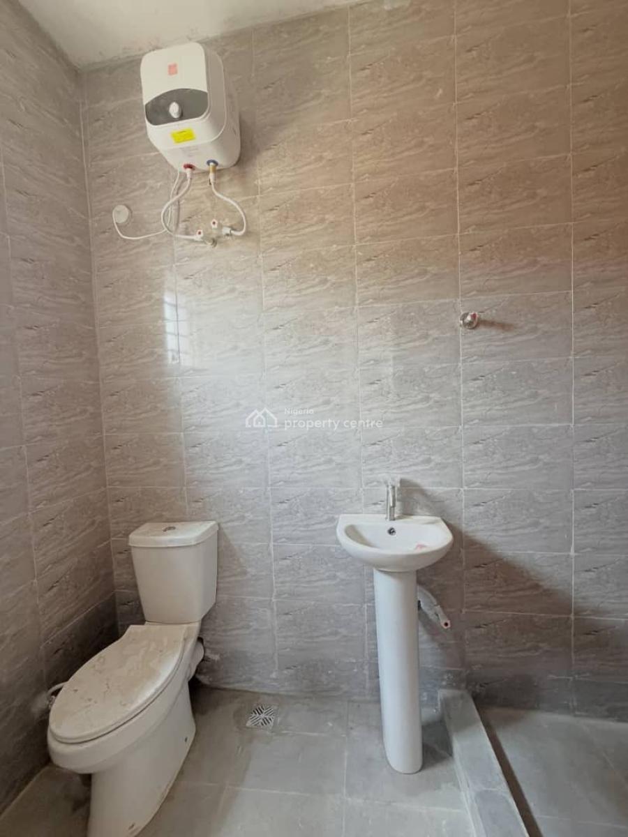 Afforvdale 2 Bedroom Apartment in Serene Environment, Gbagada, Lagos, Flat / Apartment for Sale