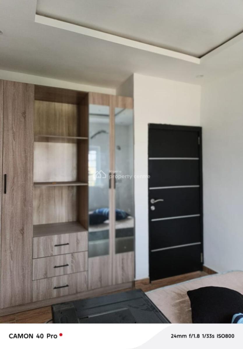 Lovely 2 Bedroom Flat, Lekki, Lagos, Flat / Apartment for Rent