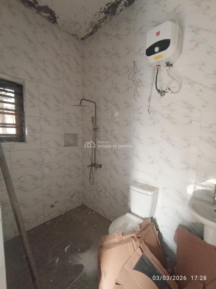 Three Bedroom Flat, Greenville Estate, Badore, Ajah, Lagos, Flat / Apartment for Rent