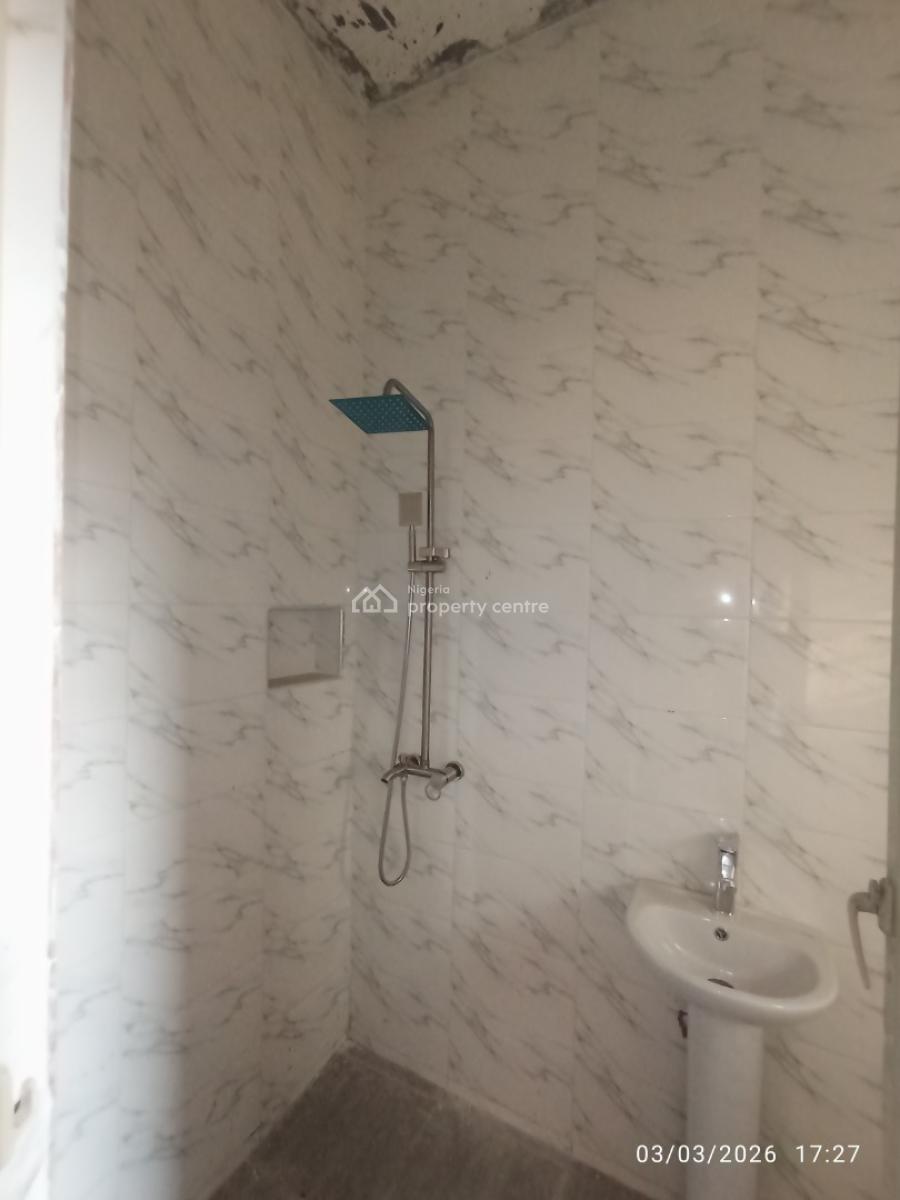 Three Bedroom Flat, Greenville Estate, Badore, Ajah, Lagos, Flat / Apartment for Rent