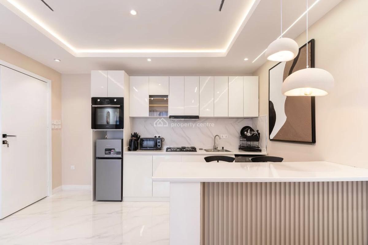 Nicely Furnished 2 Bedroom Apartment, Lekki Phase 1, Lekki, Lagos, Flat / Apartment Short Let