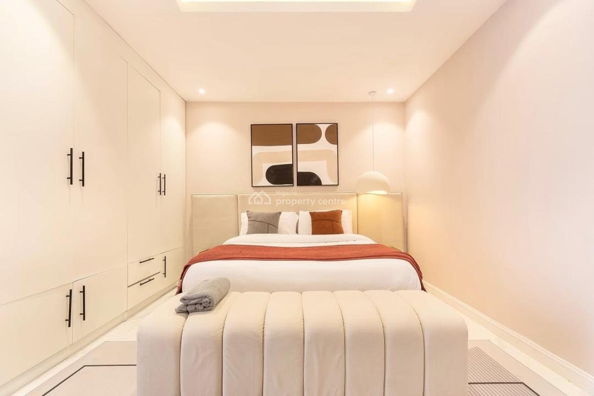 Nicely Furnished 2 Bedroom Apartment, Lekki Phase 1, Lekki, Lagos, Flat / Apartment Short Let