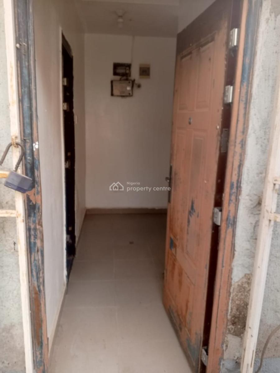 Studio Apartment (self Contain Apartment), 352 Road By 35 Road, 3rd Avenue, Gwarimpa Estate Phase 2, Gwarinpa, Abuja, Self Contain (single Rooms) for Rent