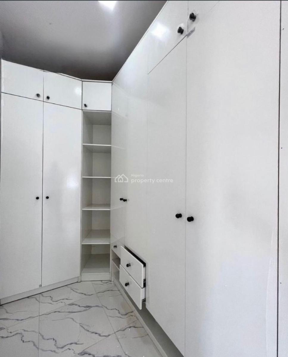 Spacious 4 Bedroom Terrace Duplex in a Secured and Flood Free Neighbor, Ikate, Lekki, Lagos, Terraced Duplex for Rent