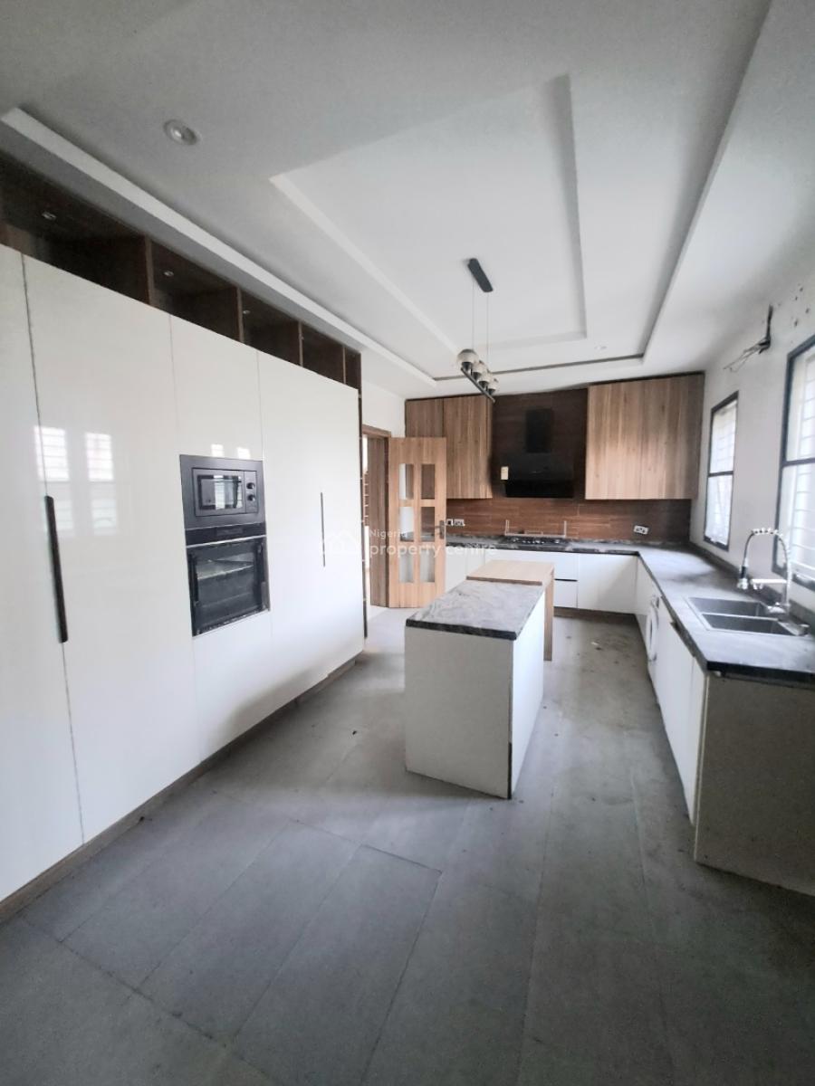 Well Built 5 Bedroom Detached with Bq in a Gated Estate, Lekki, Lagos, Detached Duplex for Rent