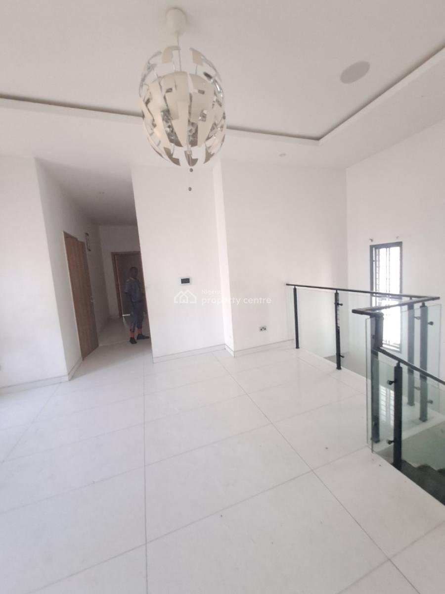 Well Built 5 Bedroom Detached with Bq in a Gated Estate, Lekki, Lagos, Detached Duplex for Rent