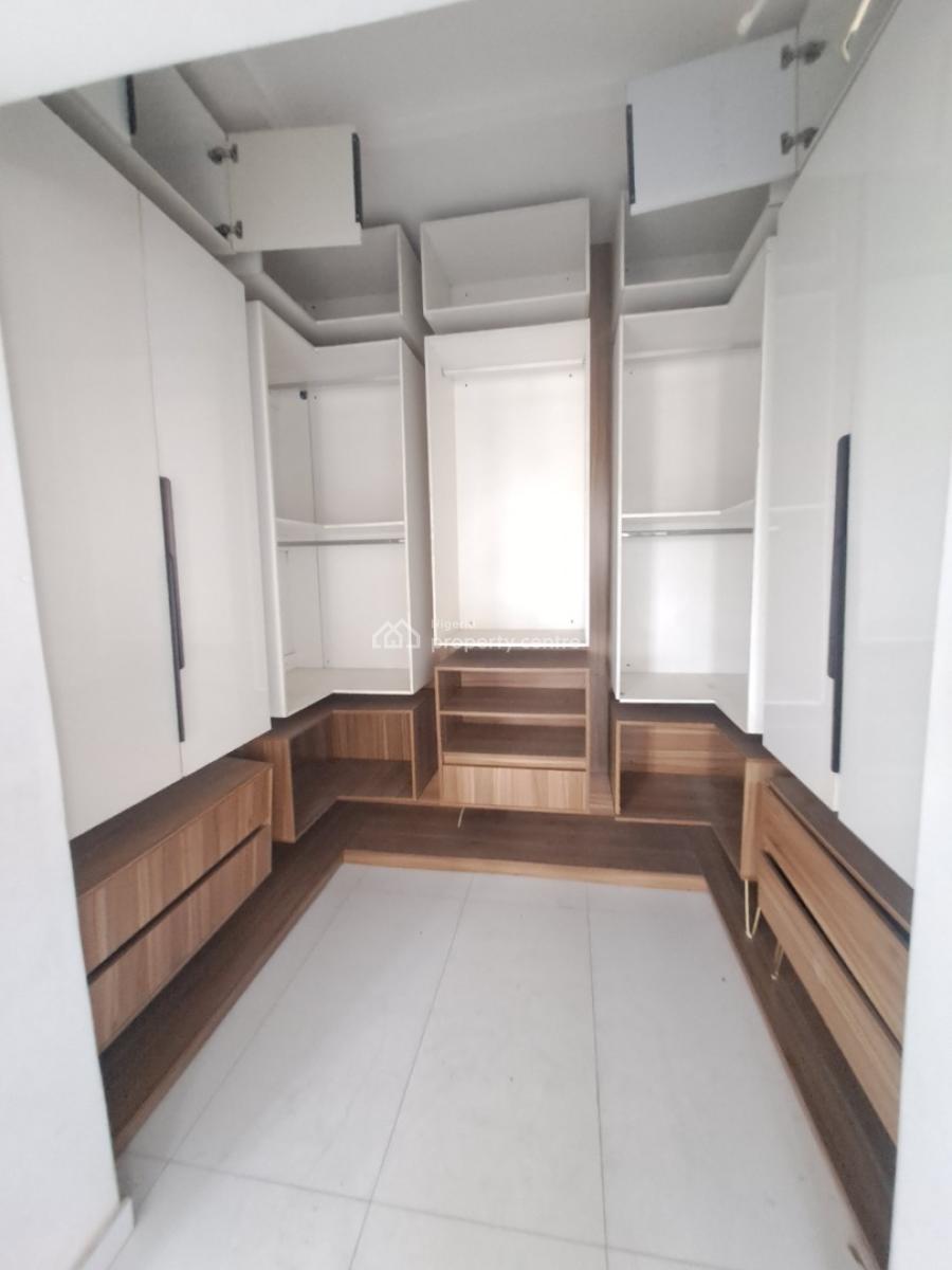 Well Built 5 Bedroom Detached with Bq in a Gated Estate, Lekki, Lagos, Detached Duplex for Rent