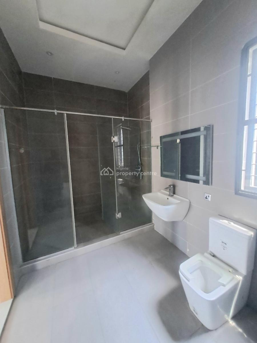 Well Built 5 Bedroom Detached with Bq in a Gated Estate, Lekki, Lagos, Detached Duplex for Rent