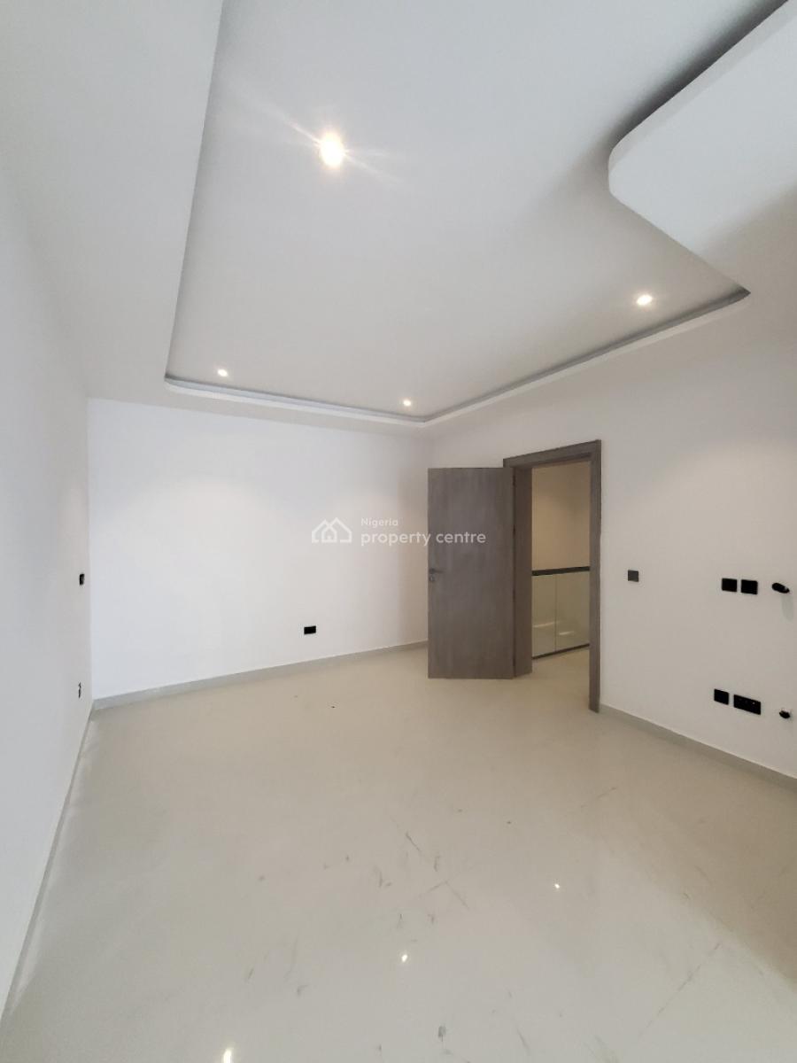 Ultra Modern Luxurious 2 Bedroom Maisonette with Elevator, Gym, Pool, Bq, Off Admiralty Way, Lekki Phase 1, Lekki, Lagos, Terraced Duplex for Rent
