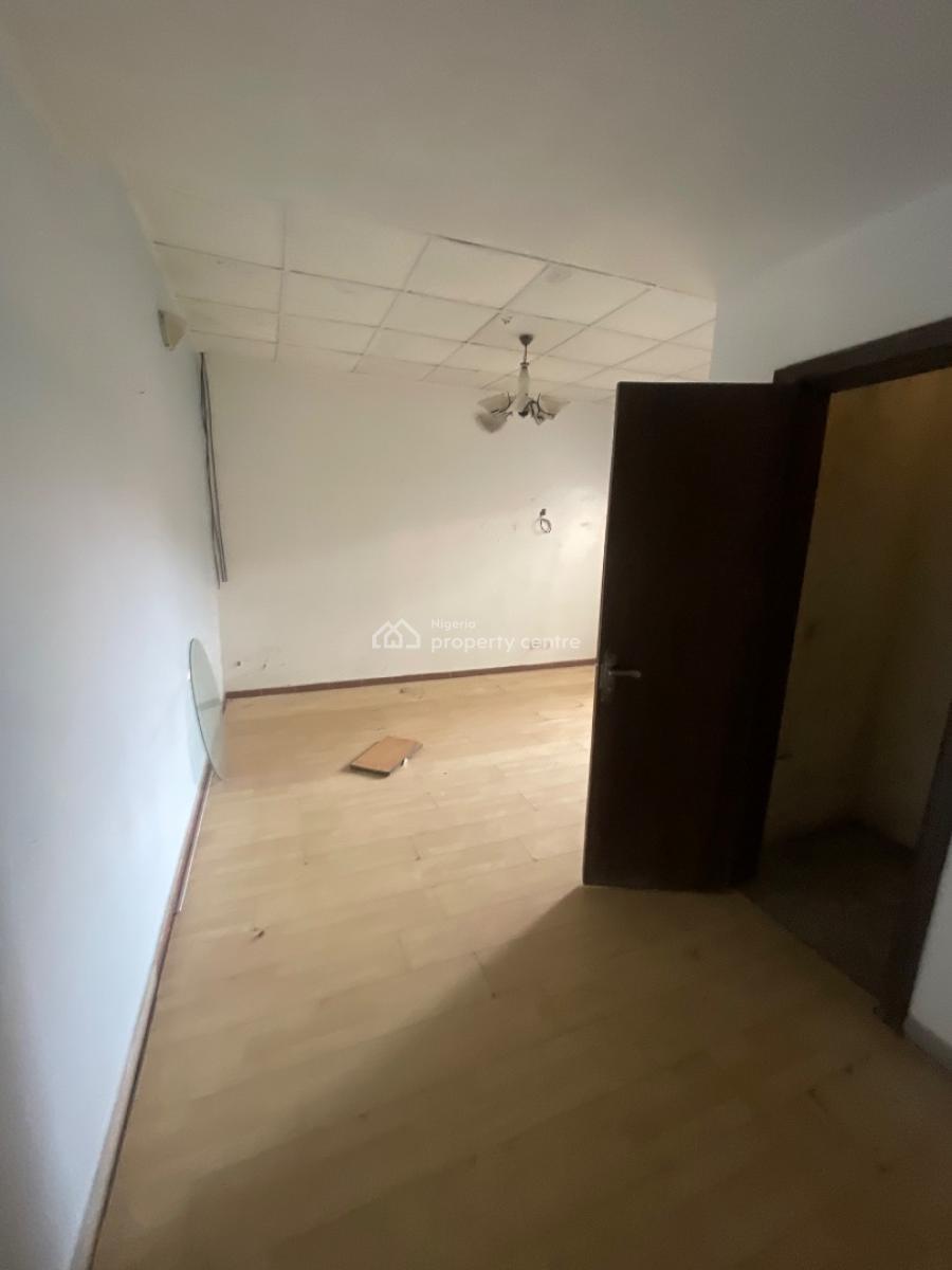 3-bedroom Duplex (self Compound) with 1-room Boys Quarter, Lekki Phase 1, Lekki, Lagos, Terraced Duplex for Rent