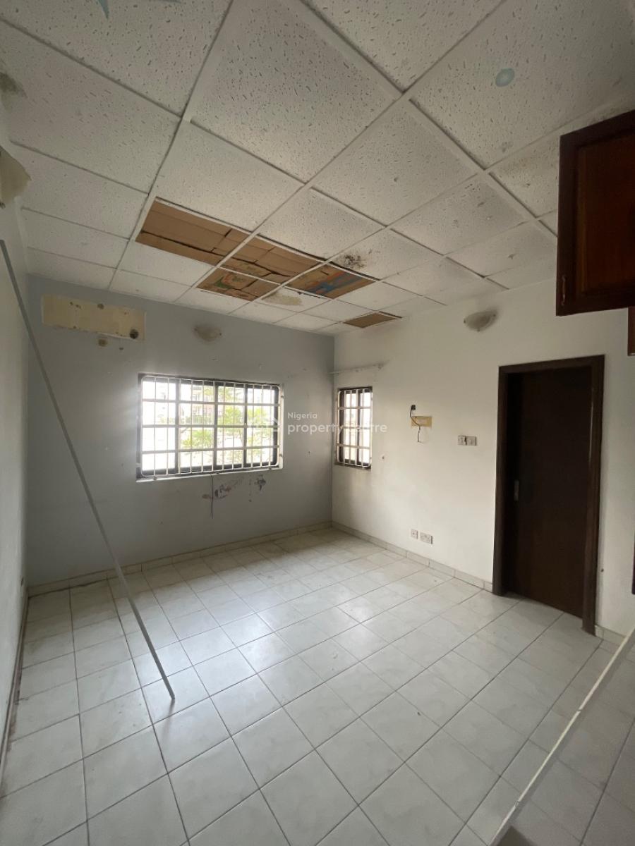 3-bedroom Duplex (self Compound) with 1-room Boys Quarter, Lekki Phase 1, Lekki, Lagos, Terraced Duplex for Rent