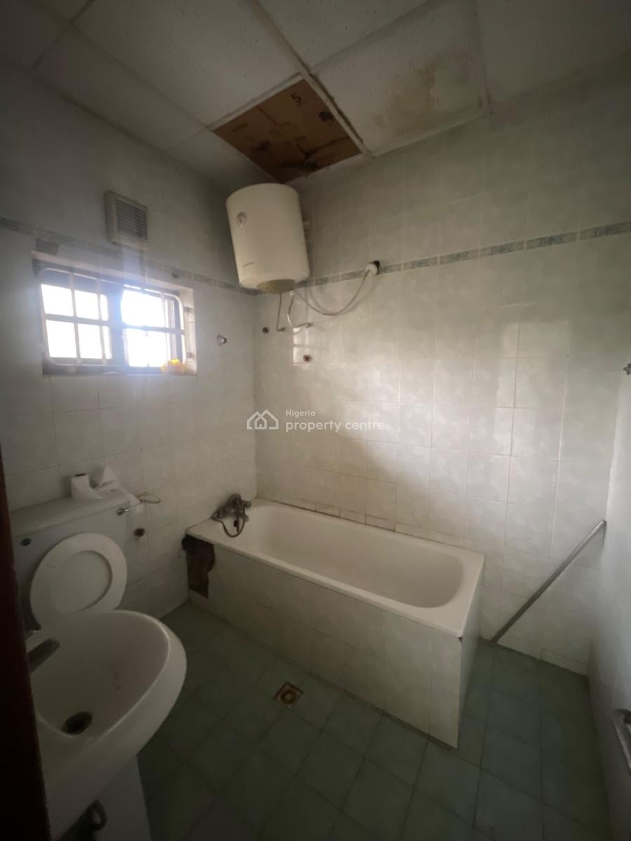 3-bedroom Duplex (self Compound) with 1-room Boys Quarter, Lekki Phase 1, Lekki, Lagos, Terraced Duplex for Rent