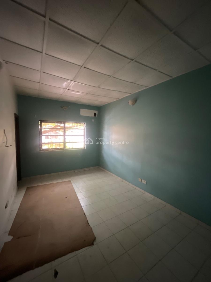 3-bedroom Duplex (self Compound) with 1-room Boys Quarter, Lekki Phase 1, Lekki, Lagos, Terraced Duplex for Rent