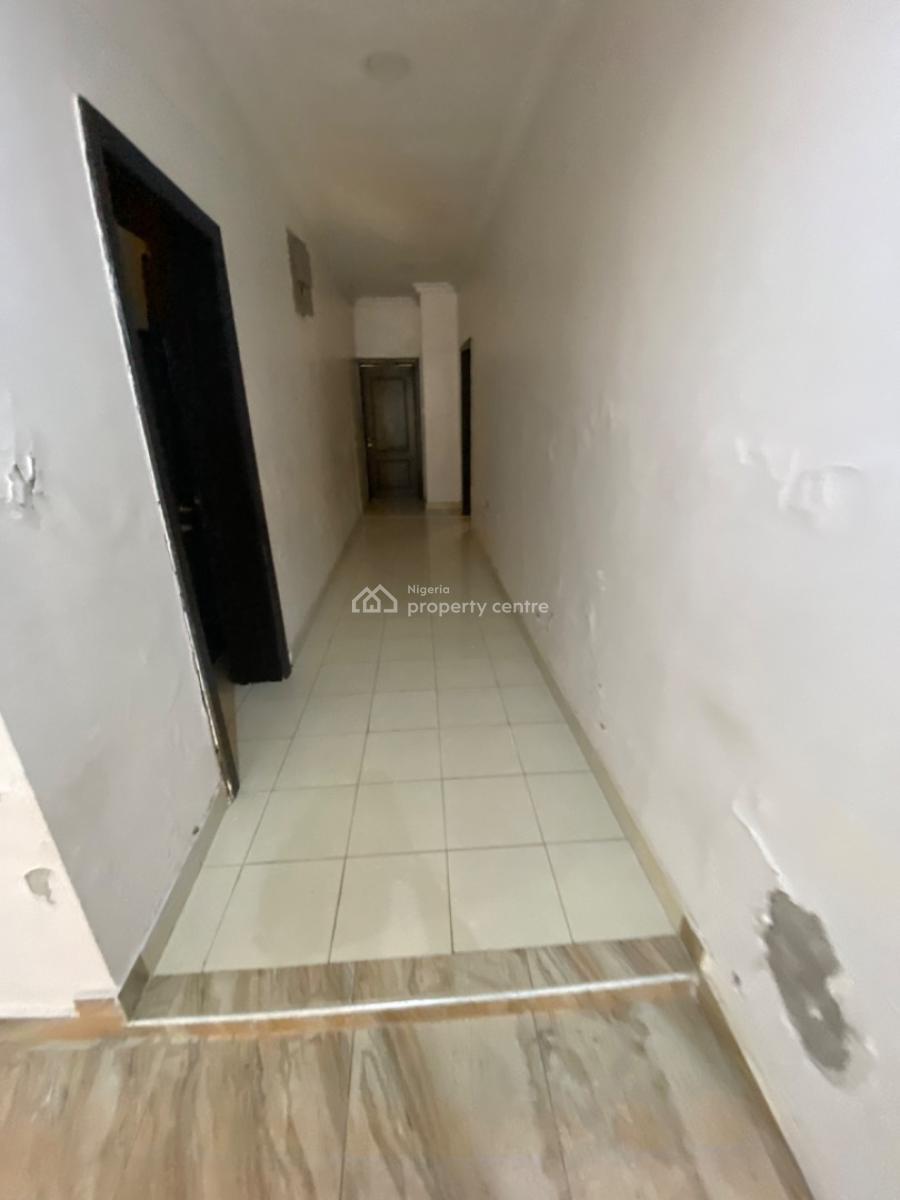 Neatly Used 3 Bedroom Flat with a Bq, Lekki Sheme 2, Abraham Adesanya, Ajah, Lagos, Flat / Apartment for Rent