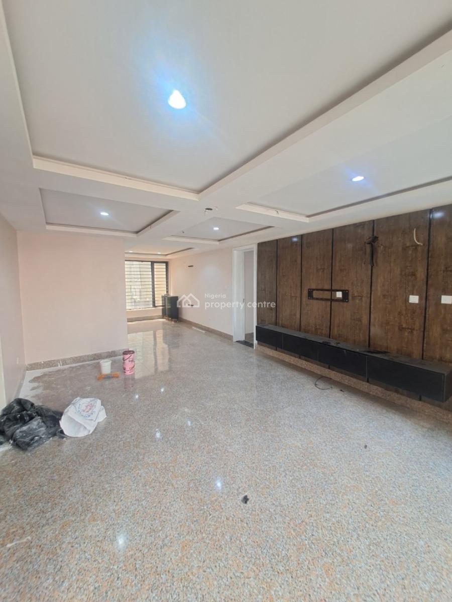 Well Built 3 Bedroom Apartment with Bq, Lekki, Lagos, Flat / Apartment for Rent