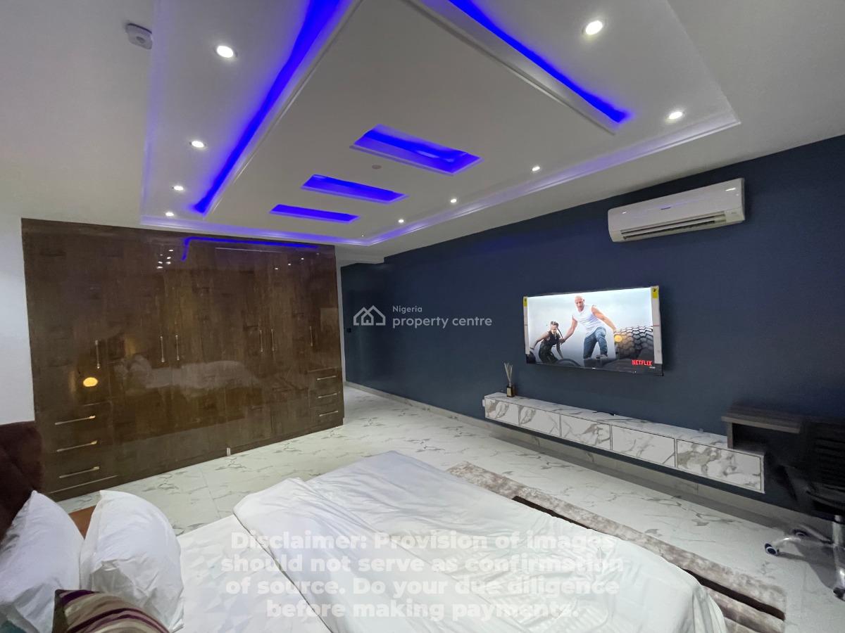 Nicely Furnished 3 Bedroom Apartment, Victoria Island (vi), Lagos, Flat / Apartment Short Let