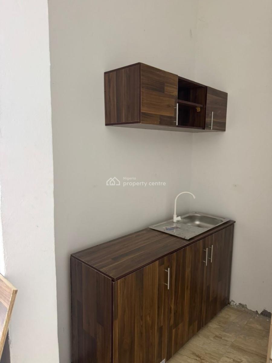 Exquisite Spacious Master Bedroom, Vgc, Lekki, Lagos, Flat / Apartment for Rent