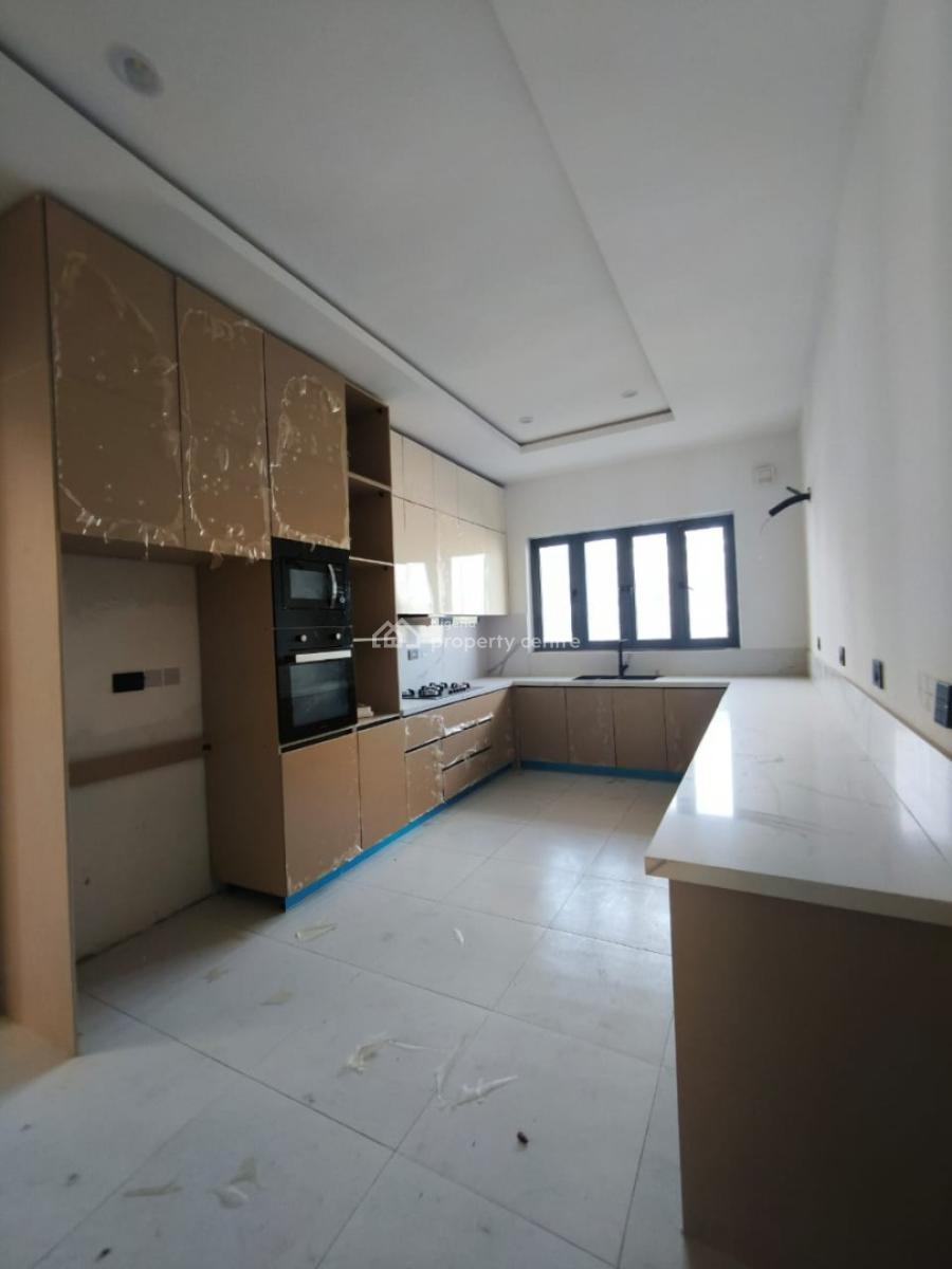 Fully Service Four Bedroom Maisonette + Bq + Pool + Elevator, Off Admiralty Way, Lekki Phase 1, Lekki, Lagos, Flat / Apartment for Rent