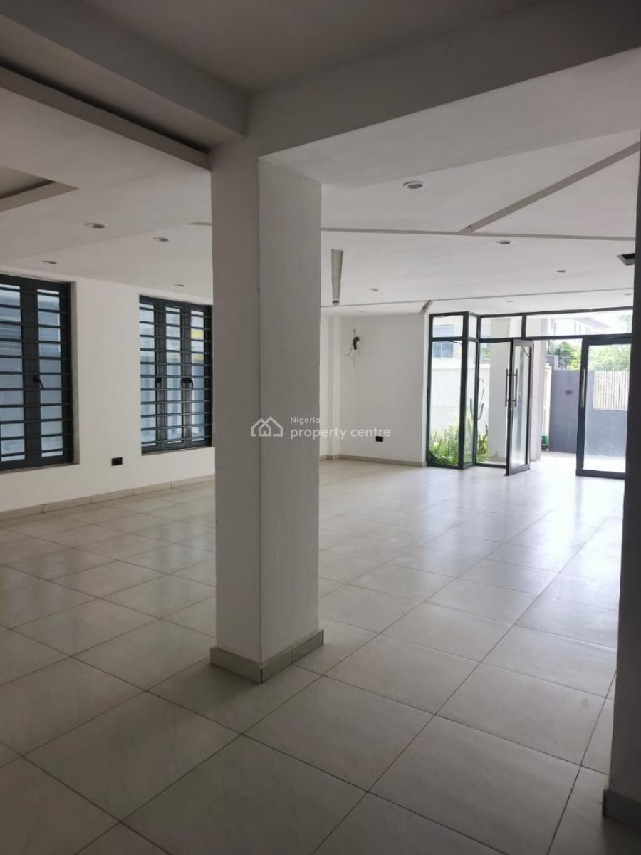 Fully Service Four Bedroom Maisonette + Bq + Pool + Elevator, Off Admiralty Way, Lekki Phase 1, Lekki, Lagos, Flat / Apartment for Rent