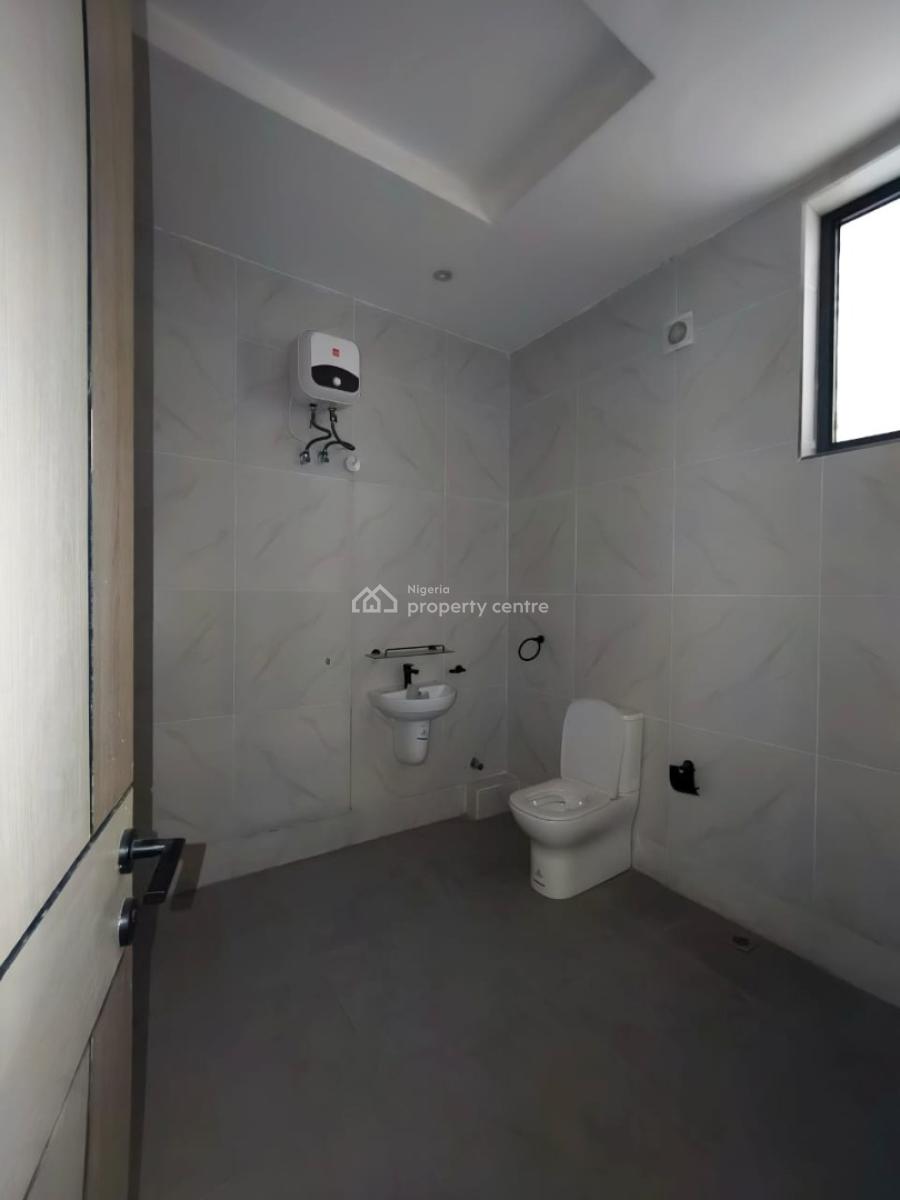 Fully Service Four Bedroom Maisonette + Bq + Pool + Elevator, Off Admiralty Way, Lekki Phase 1, Lekki, Lagos, Flat / Apartment for Rent