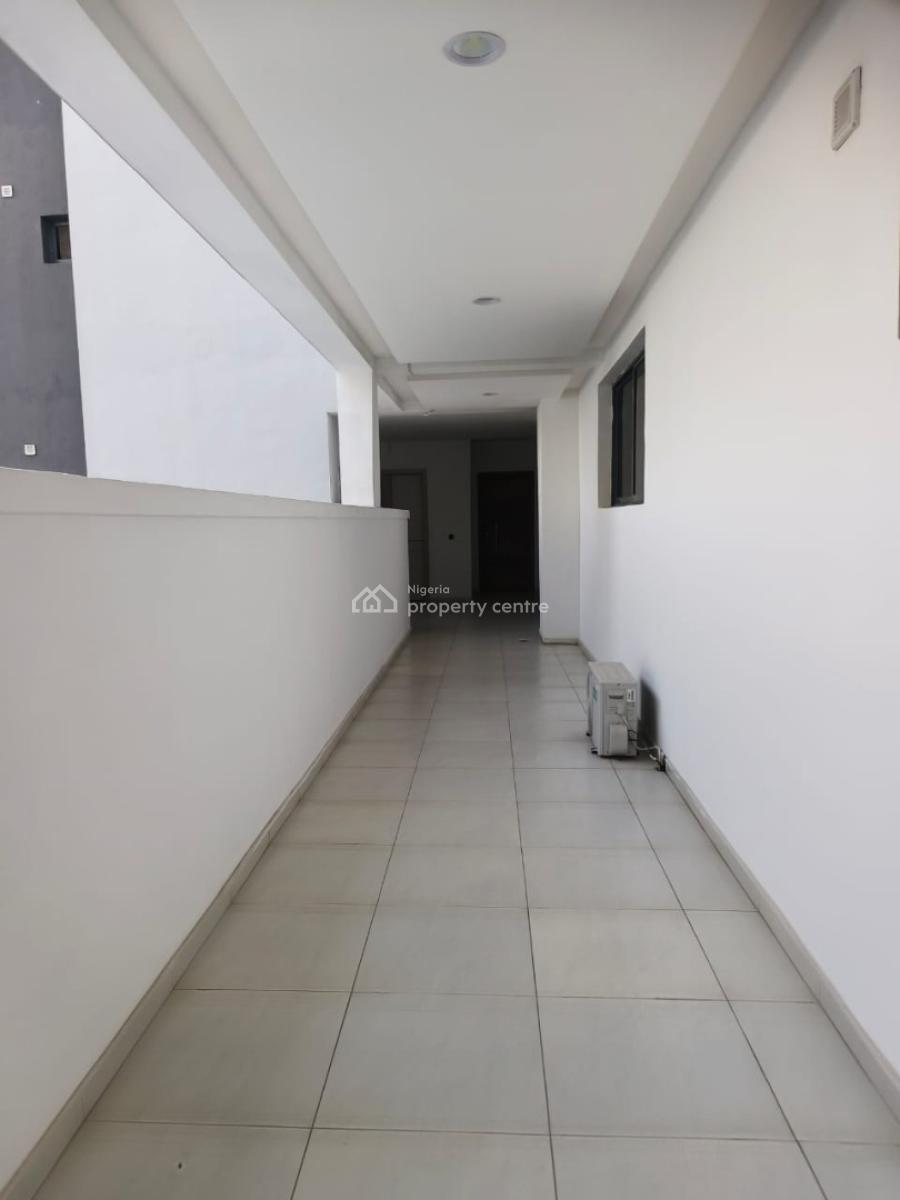 Fully Service Four Bedroom Maisonette + Bq + Pool + Elevator, Off Admiralty Way, Lekki Phase 1, Lekki, Lagos, Flat / Apartment for Rent