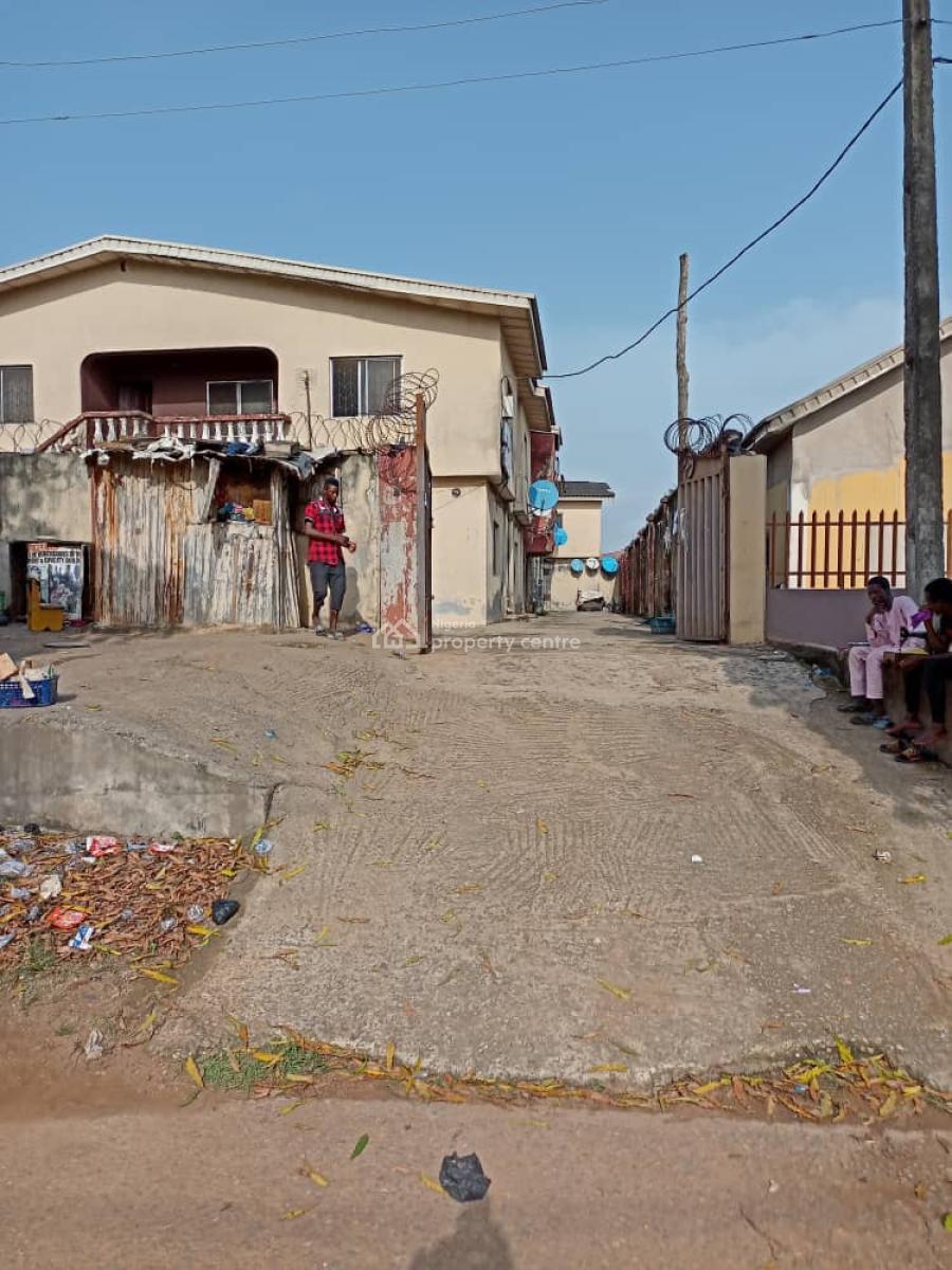8 Flats of 3 Bedrooms on a 650sqm, Idimu, Egbeda, Alimosho, Lagos, Block of Flats for Sale