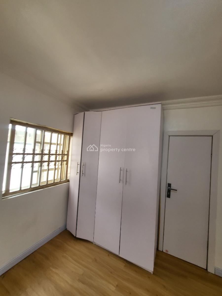 Clean 1 Bedroom Apartment with Ample Parking, Off Admiralty Way, Lekki Phase 1, Lekki, Lagos, Mini Flat (room and Parlour) for Rent