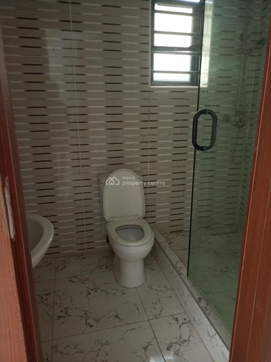 Luxury 4 Bedroom Terrace with Bq Pool Gym in a Secured Estate, Chevron, Lekki, Lagos, Terraced Duplex for Sale