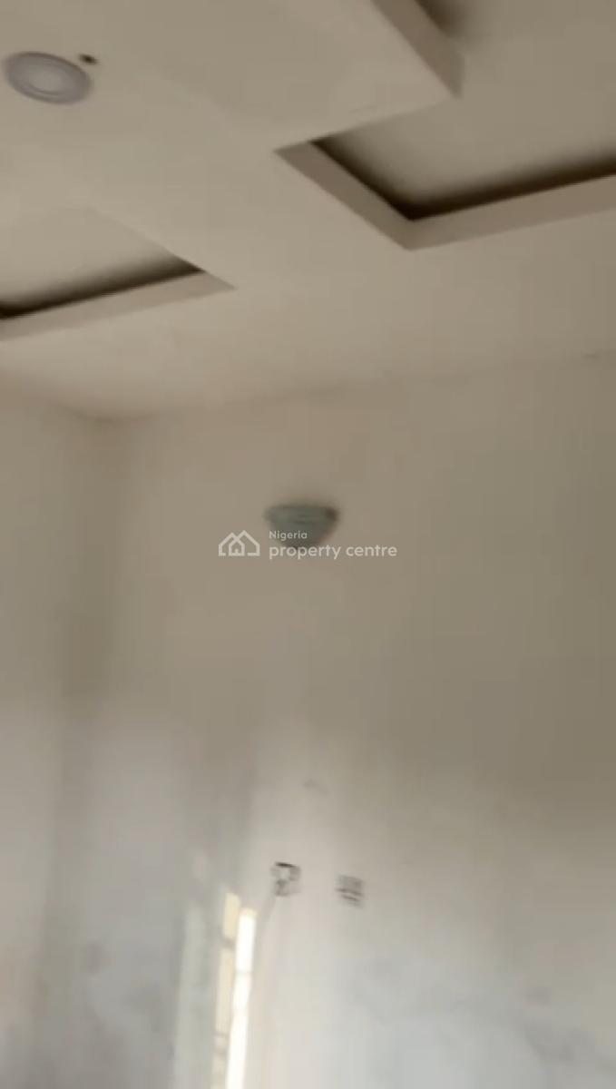 Well Maintained Mini Flat, Ologunfe, Awoyaya, Ibeju Lekki, Lagos, Mini Flat (room and Parlour) for Rent