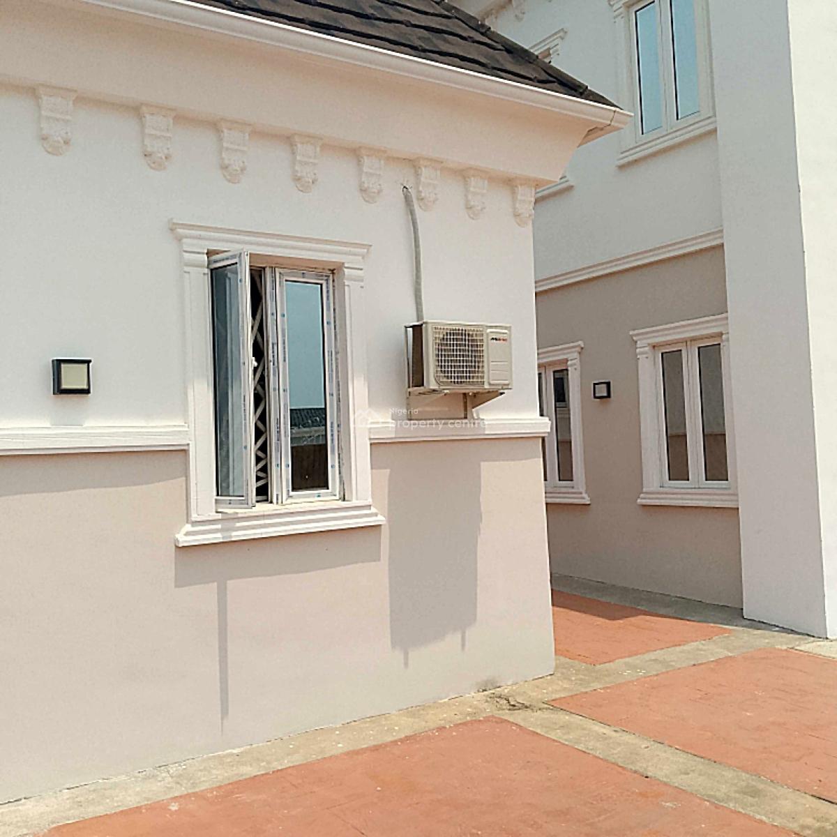 6 Bedrooms Mansion, 155, Zone 8 Road, Lokoja, Kogi, Detached Duplex for Sale