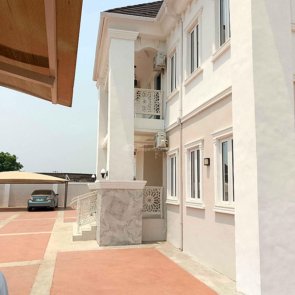 6 Bedrooms Mansion, 155, Zone 8 Road, Lokoja, Kogi, Detached Duplex for Sale