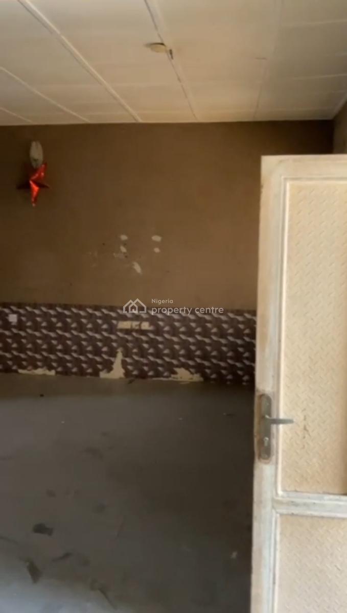 Well Maintained 3 Bedrooms Flat, Ologunfe, Awoyaya, Ibeju Lekki, Lagos, Flat / Apartment for Rent