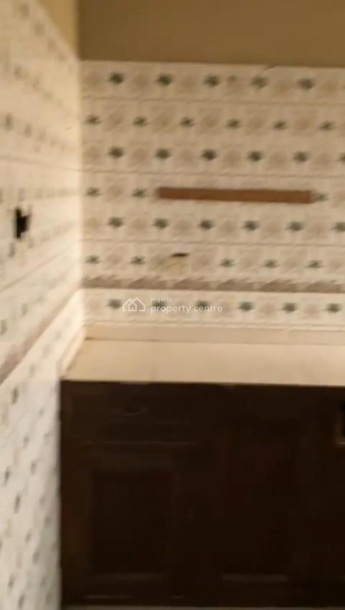 Well Maintained 3 Bedrooms Flat, Ologunfe, Awoyaya, Ibeju Lekki, Lagos, Flat / Apartment for Rent