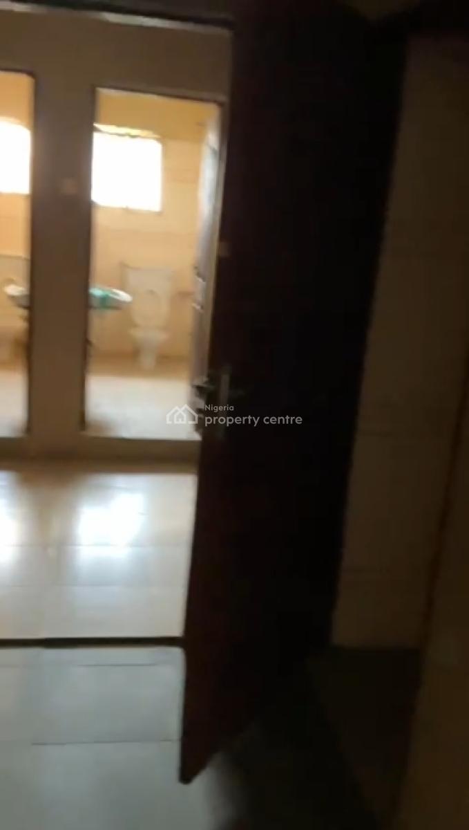 Well Maintained 3 Bedrooms Flat, Ologunfe, Awoyaya, Ibeju Lekki, Lagos, Flat / Apartment for Rent