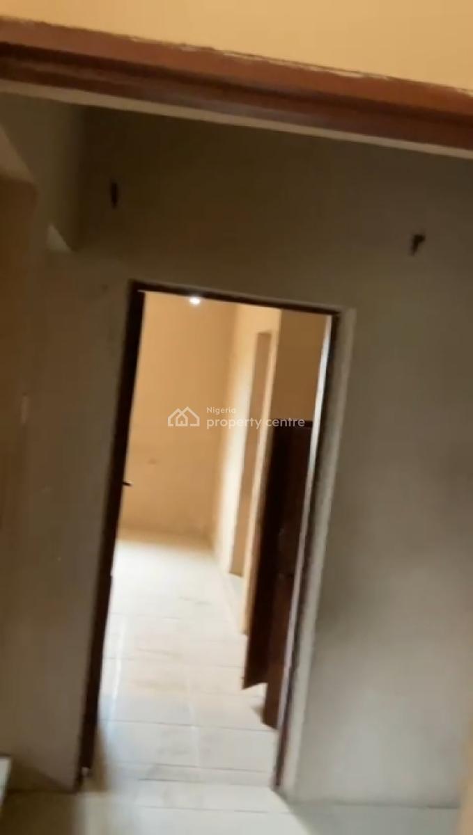 Well Maintained 3 Bedrooms Flat, Ologunfe, Awoyaya, Ibeju Lekki, Lagos, Flat / Apartment for Rent