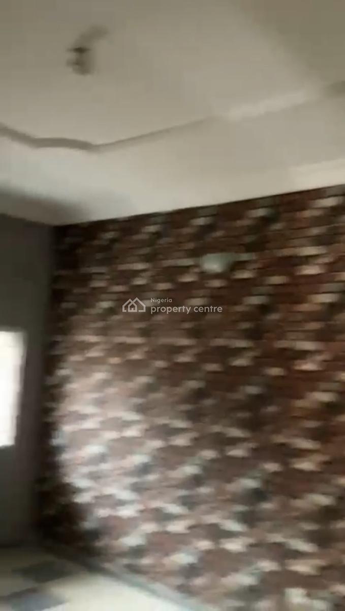 Well Maintained 3 Bedrooms Flat, Gbetu New Road, Awoyaya, Ibeju Lekki, Lagos, Flat / Apartment for Rent