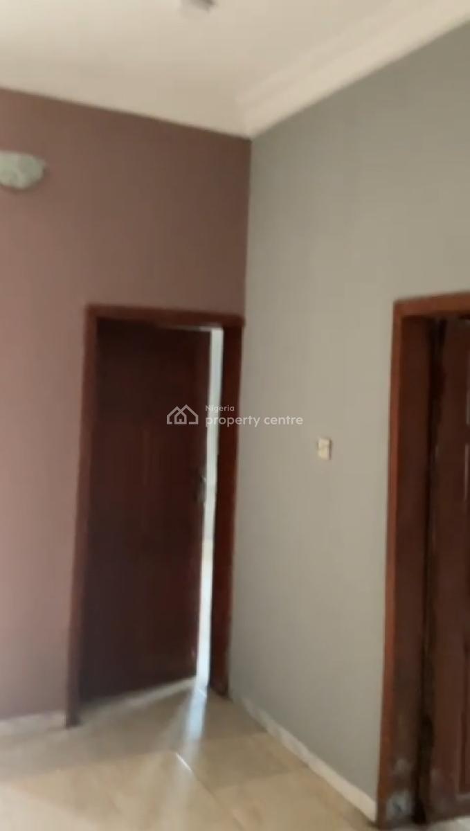 Well Maintained 3 Bedrooms Flat, Gbetu New Road, Awoyaya, Ibeju Lekki, Lagos, Flat / Apartment for Rent