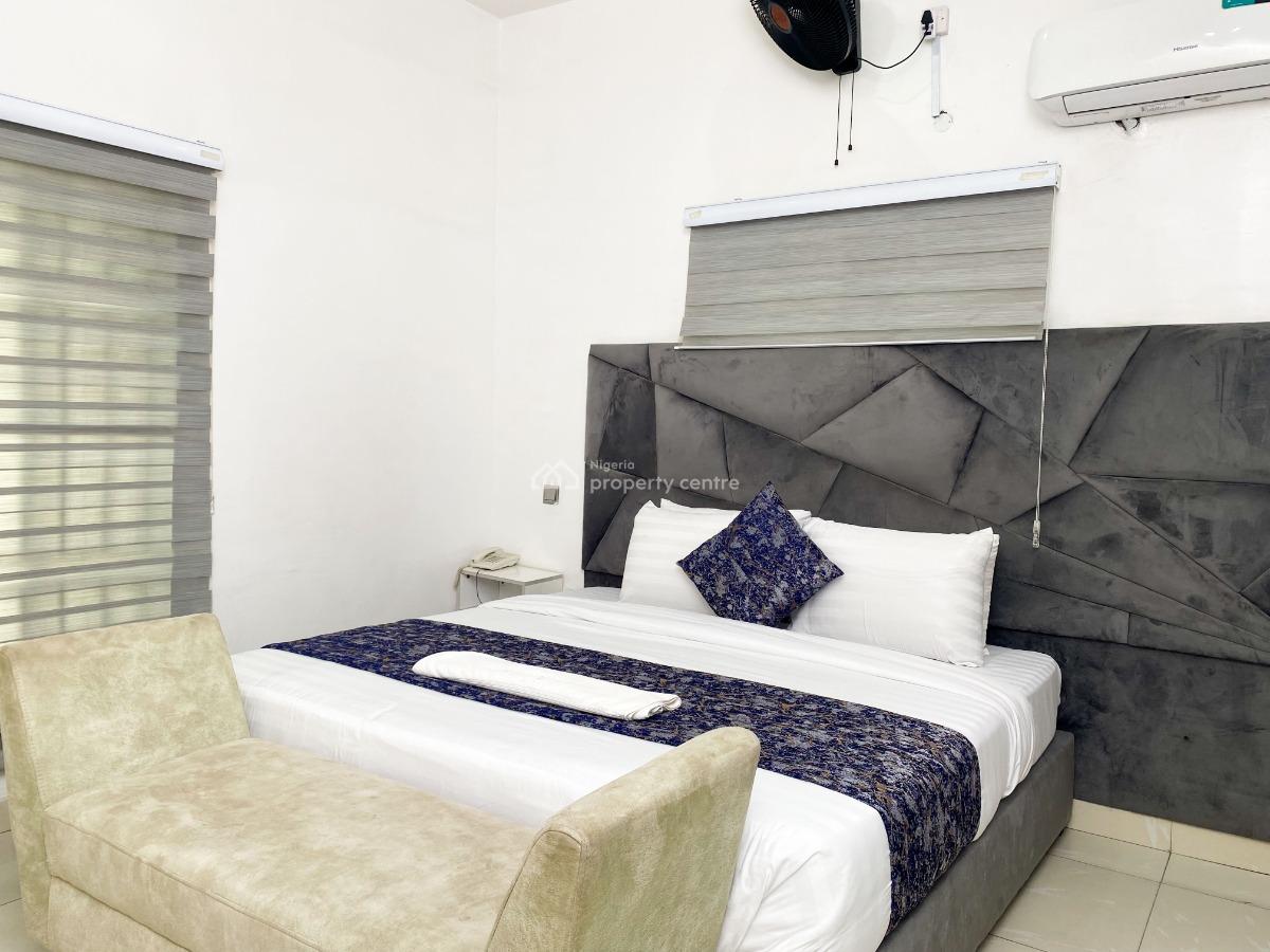 Luxury 3 Bedrooms Apartment for Available Now (emerald), Opebi, Ikeja, Lagos, Flat / Apartment Short Let