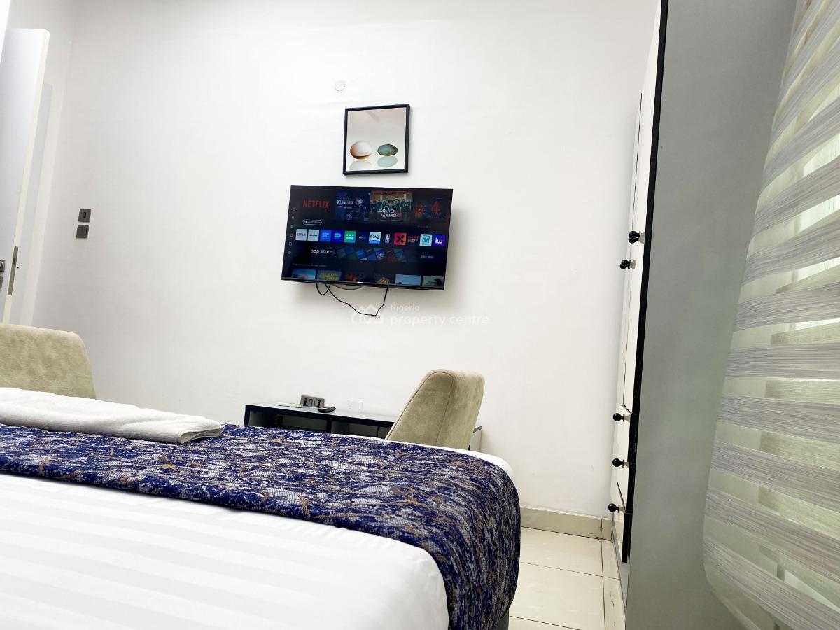 Luxury 3 Bedrooms Apartment for Available Now (emerald), Opebi, Ikeja, Lagos, Flat / Apartment Short Let