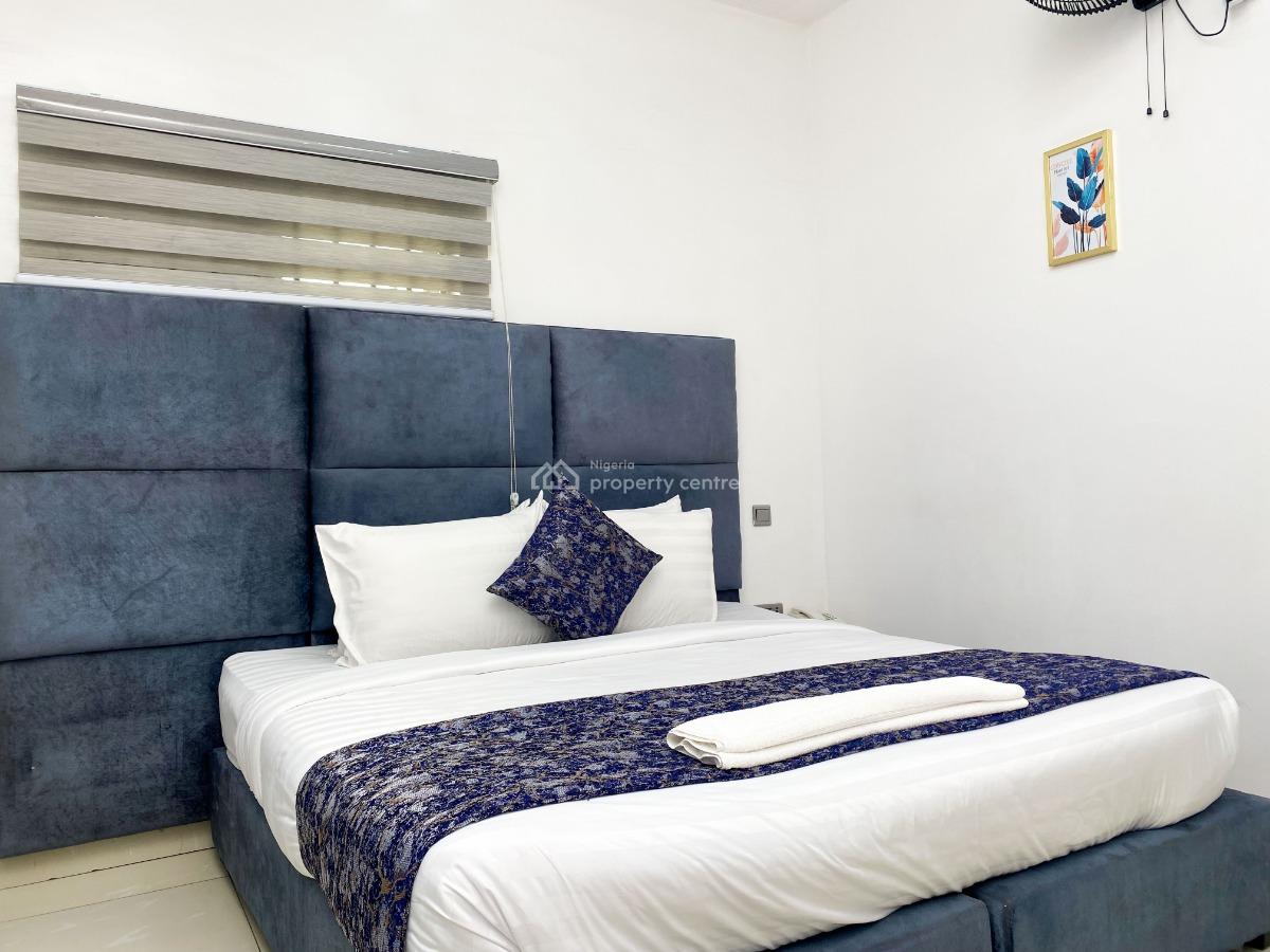 Luxury 3 Bedrooms Apartment for Available Now (emerald), Opebi, Ikeja, Lagos, Flat / Apartment Short Let