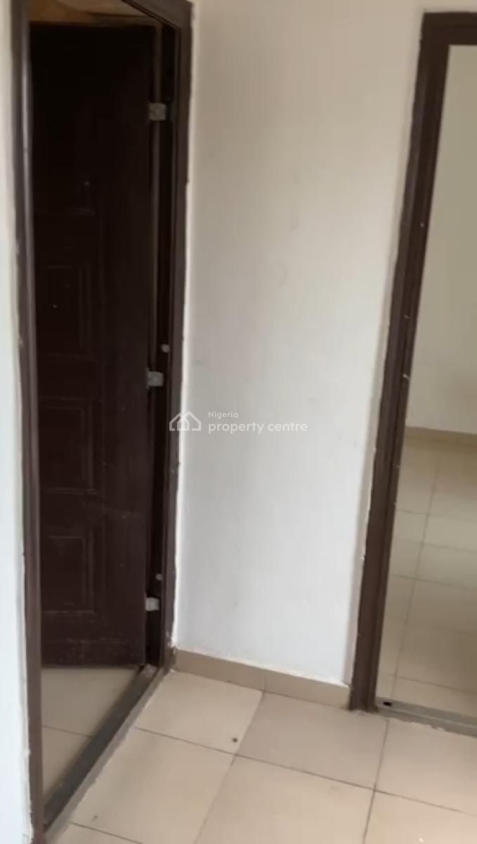 Well Maintained Mini Flat, New Road, Gbetu, Awoyaya, Ibeju Lekki, Lagos, Mini Flat (room and Parlour) for Rent