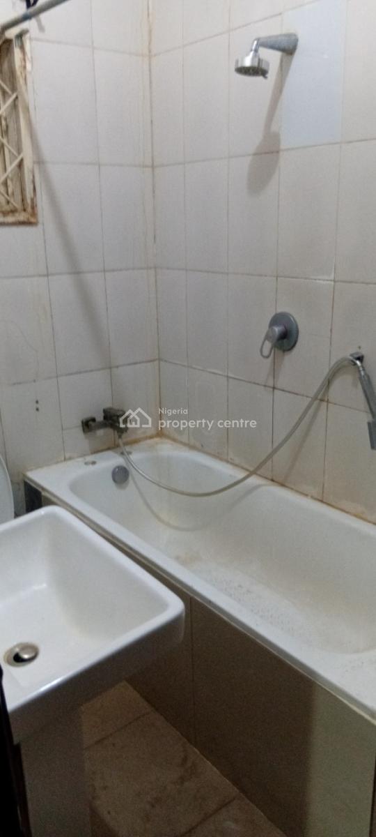 Pop Finished 3 Bedroom Flat with Guest Toilet, Wuye, Abuja, Flat / Apartment for Rent