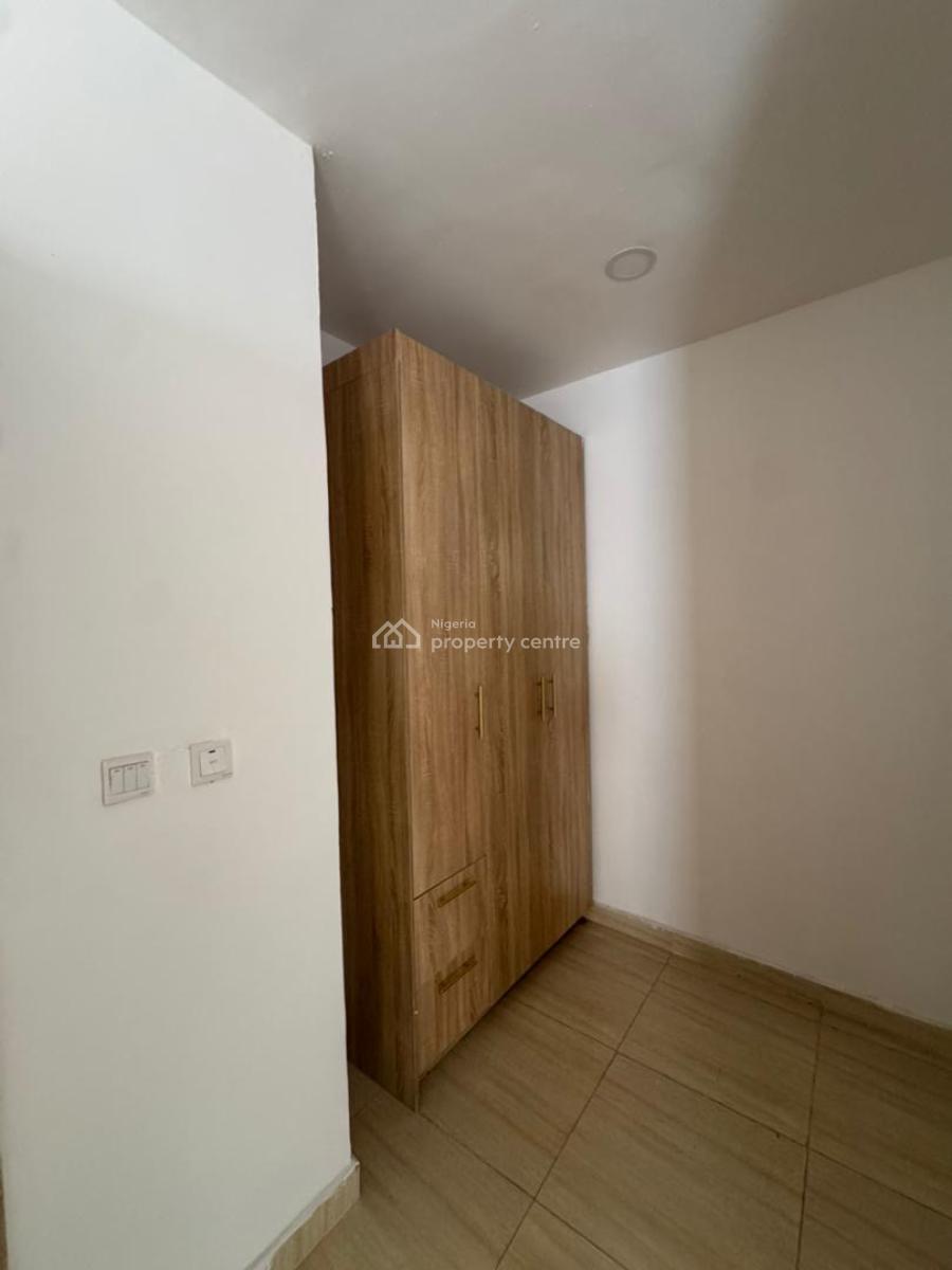 3 Bedrooms Apartment, Ologolo, Lekki, Lagos, Flat / Apartment for Rent