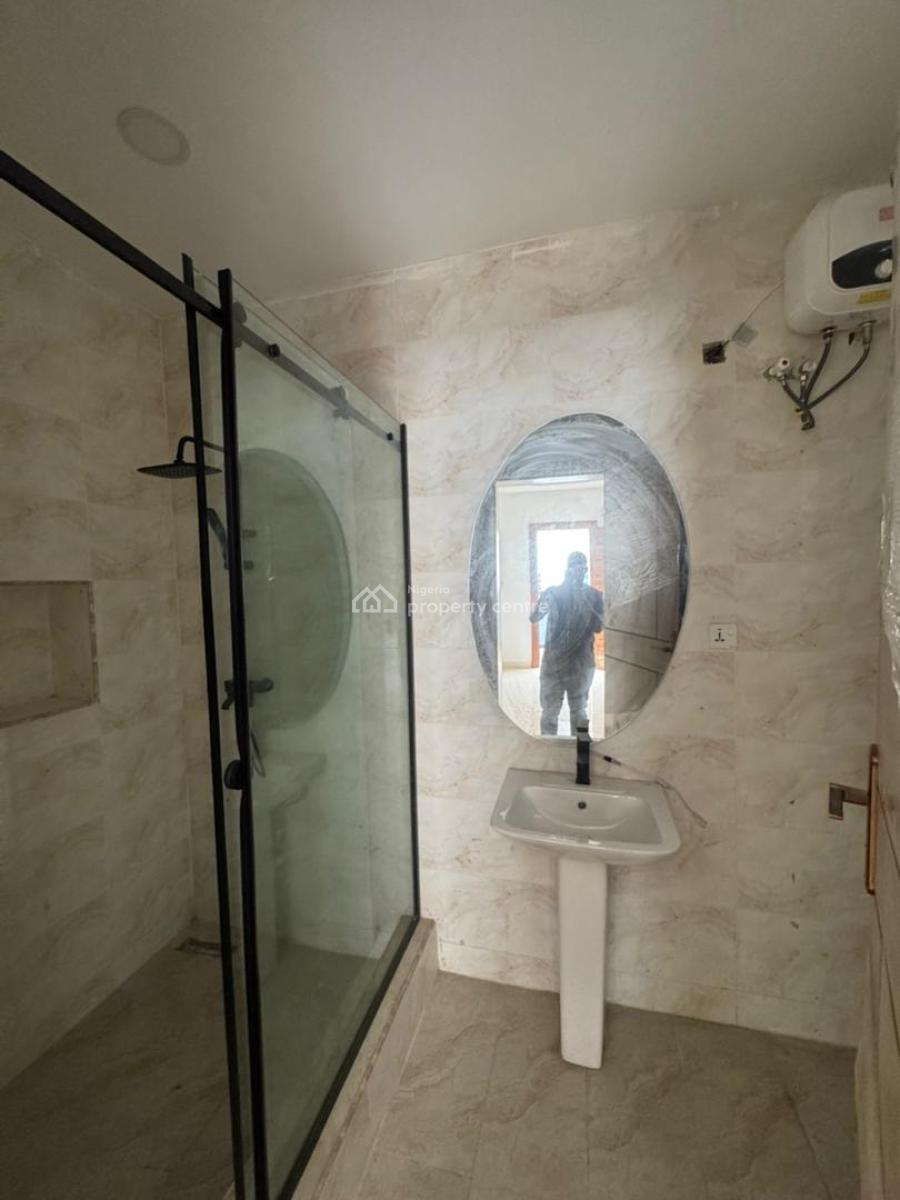 3 Bedrooms Apartment, Ologolo, Lekki, Lagos, Flat / Apartment for Rent