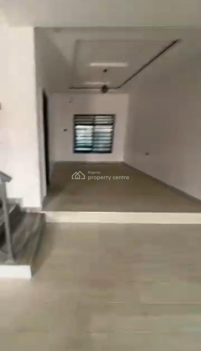 4 Bedrooms Semi Detached House with a B.q, Shangisha, Beside Magodo Phase 2, Magodo, Lagos, Semi-detached Duplex for Rent