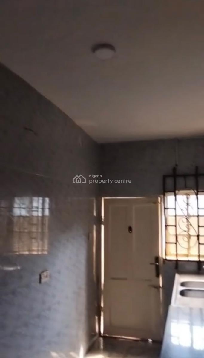 Executive 3 Bedroom Flat with All Rooms En-suite, Balogun, Iju-ishaga, Agege, Lagos, Flat / Apartment for Rent