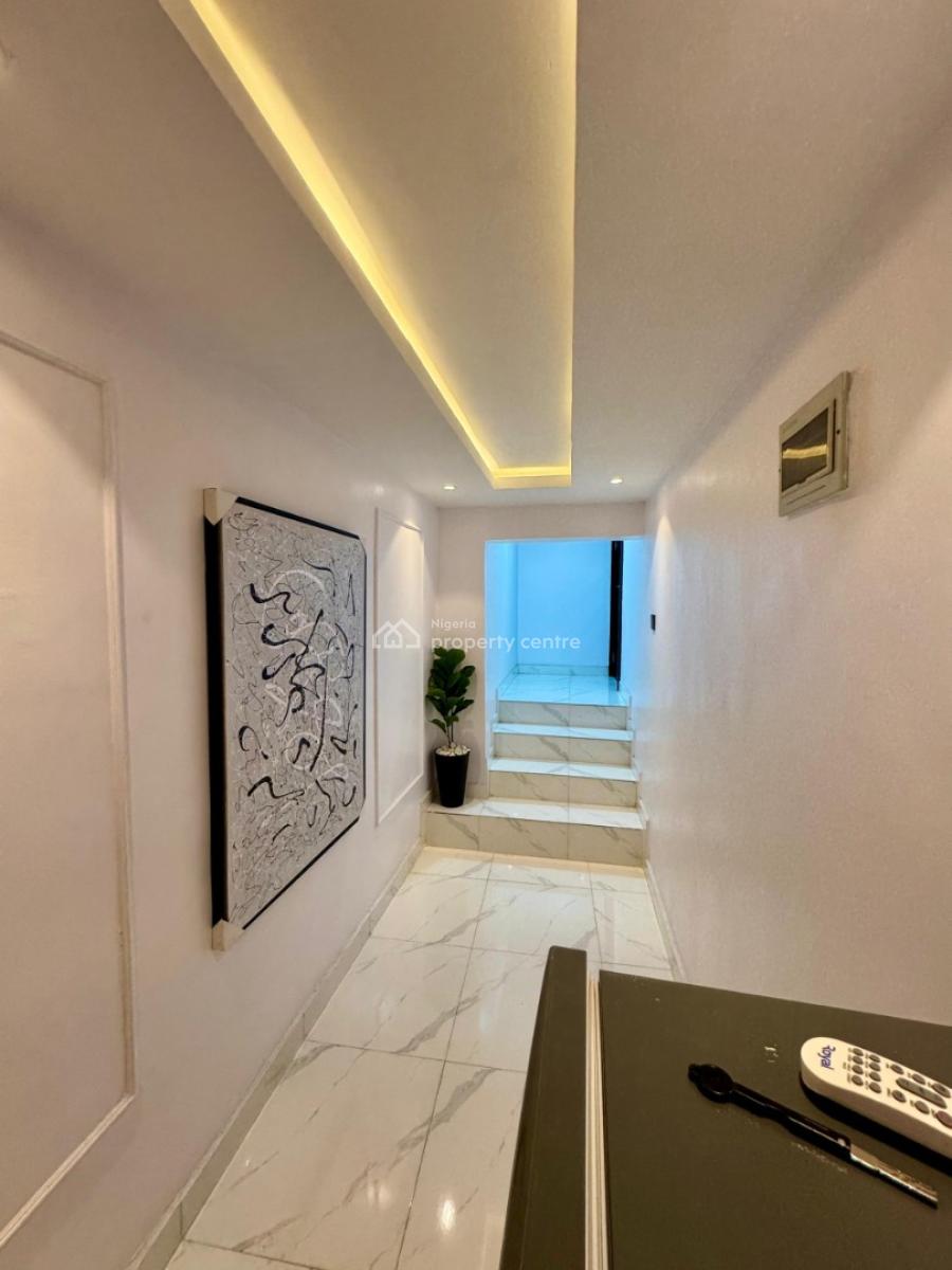 Luxe 1 Bedroom Apartment, Off Admiralty Way, Lekki Phase 1, Lekki, Lagos, Mini Flat (room and Parlour) Short Let