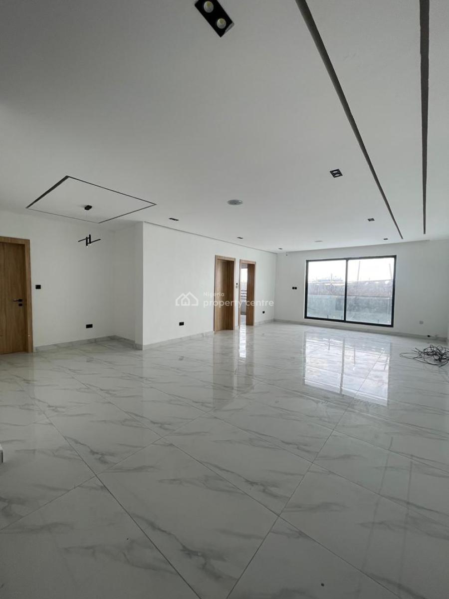 Luxurious 2 Bedroom Apartment, Lekki Phase 1, Lekki, Lagos, Flat / Apartment for Sale