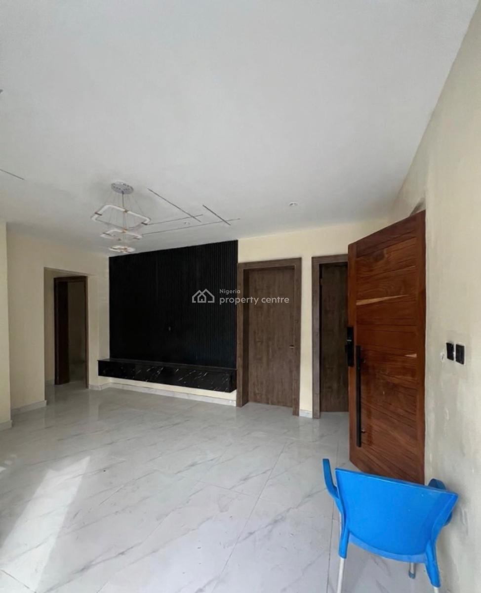 Lovely 3 Bedroom Apartment, Lekki Phase 1, Lekki Phase 1, Lekki, Lagos, Block of Flats for Sale